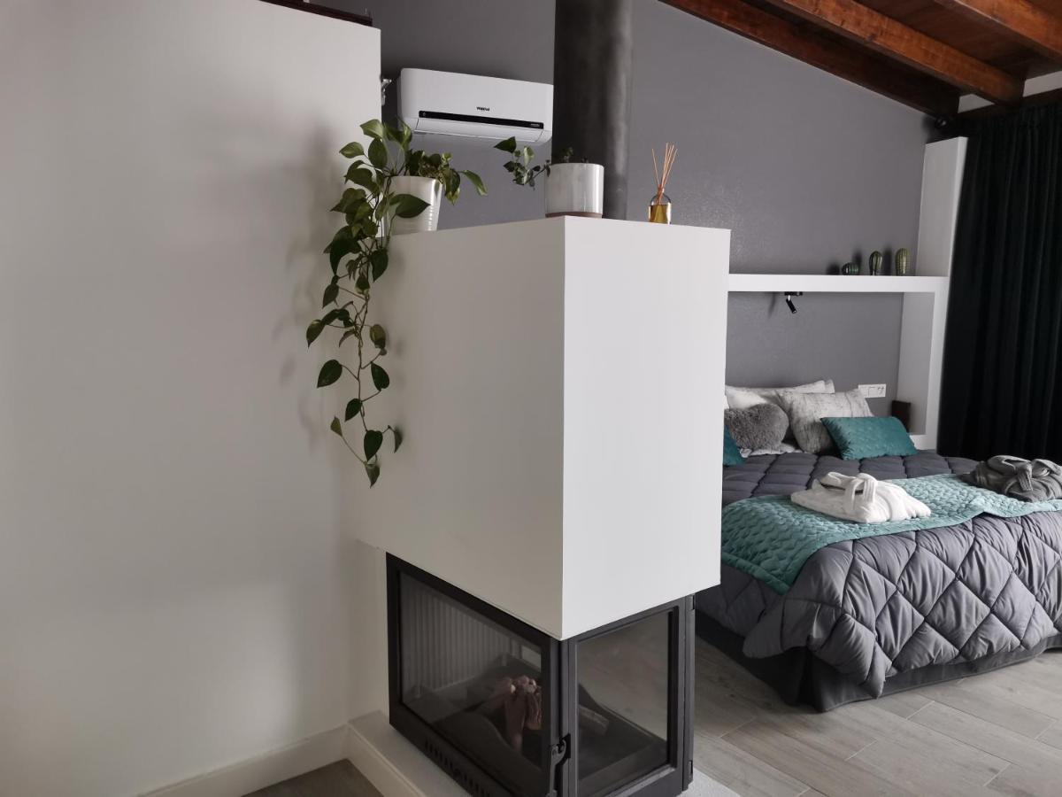 شقة Fg Albayzin Apartamento Deluxe Con Terraza Vistas Y Parking Gratis غرناطة المظهر الخارجي الصورة