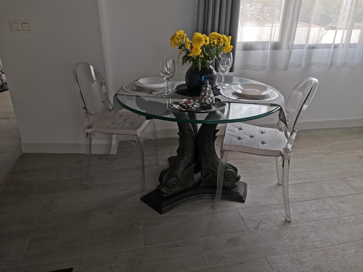 شقة Fg Albayzin Apartamento Deluxe Con Terraza Vistas Y Parking Gratis غرناطة المظهر الخارجي الصورة