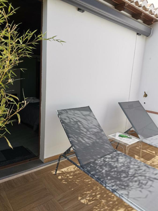 شقة Fg Albayzin Apartamento Deluxe Con Terraza Vistas Y Parking Gratis غرناطة المظهر الخارجي الصورة